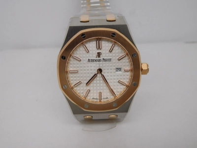 AP0403- watch cover
