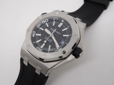 AP0409- watch cover