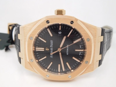 AP0502 watch cover