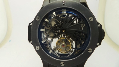 HUB0129- watch cover