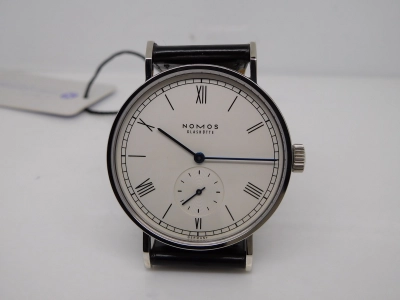NOM017E- watch cover