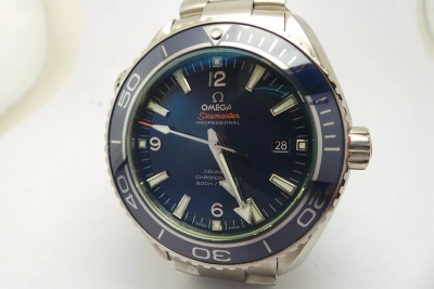 OMG0252- watch cover