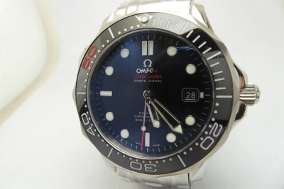 OMG0253- watch cover