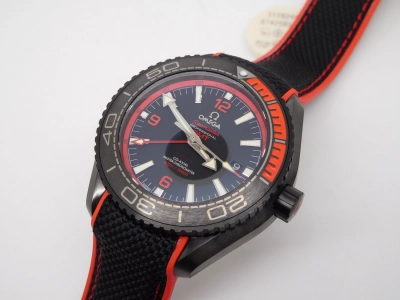 OMG0484A- watch cover