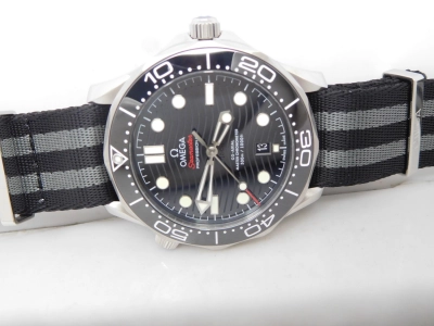 OMG0557 watch cover