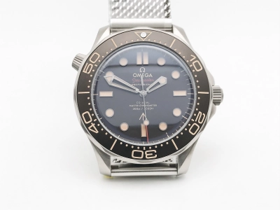 OMG0868 watch cover