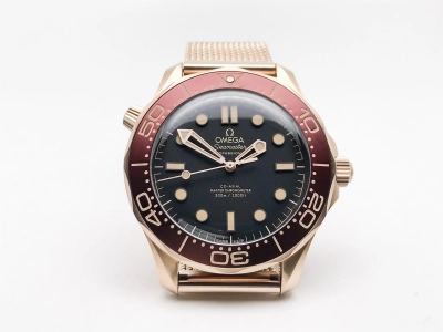 OMG0892 watch cover