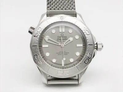 OMG0940A watch cover
