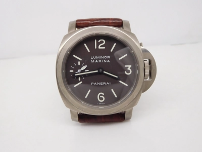 PN061DLE2- watch cover