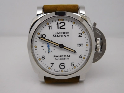 PN1499V6- watch cover