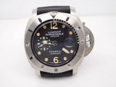 PN285LE- watch cover