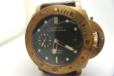 PN382NLE1- watch cover