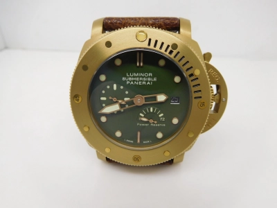PN382NLE5- watch cover