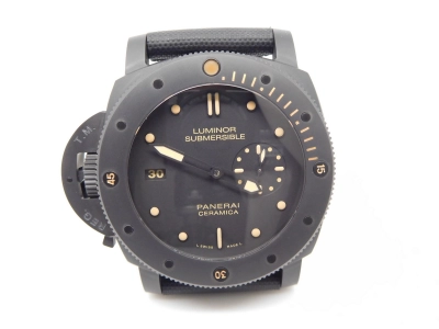 PN607QLE1 watch cover
