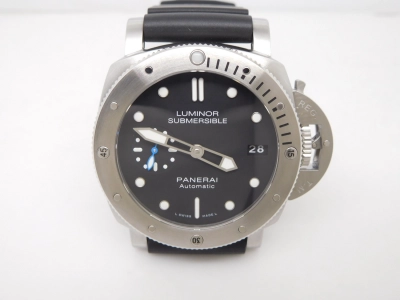 PN682RU1- watch cover