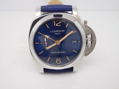 PN688LE- watch cover