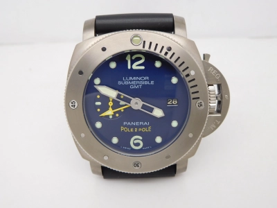 PN719RU watch cover