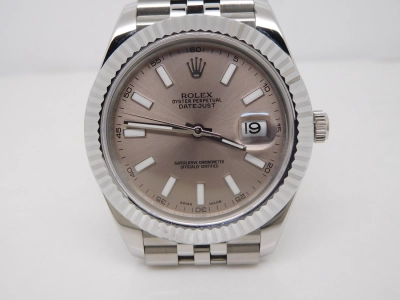 R2DJ0206A- watch cover