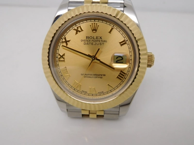 R2DJ0211A- watch cover