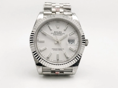 R2DJ0479 watch cover