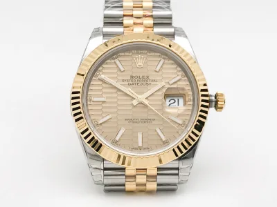 R2DJ0535 watch cover