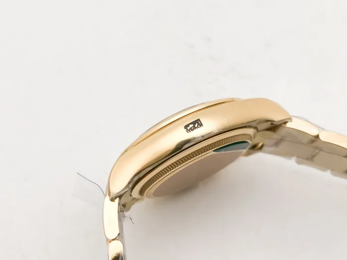 IMG_ 8